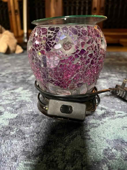 Photo of free Pretty oil burner/wax melt lamp (W1K) #4