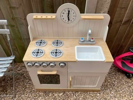 Photo of free Play Kitchen (Radcliffe on Trent NG12) #1