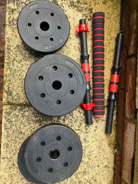 Photo of free Weight plates and other bits (Great Horwood MK17) #1