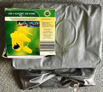 Photo of free Air Bed and Pump (Littleover DE23) #1