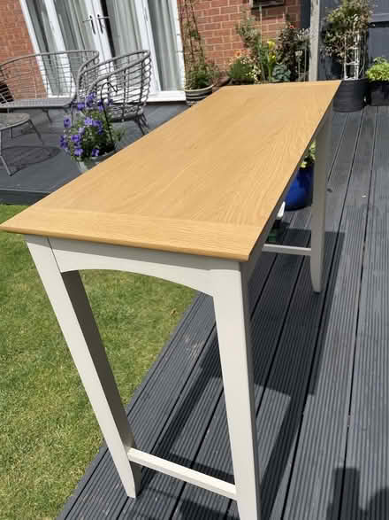 Photo of free Breakfast bar/table (Shotgate SS11) #2