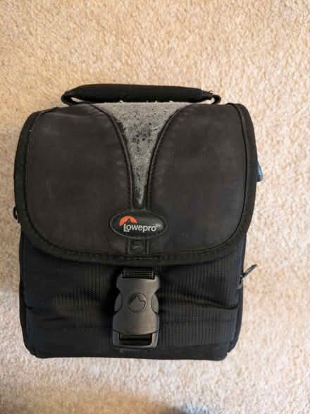 Photo of free Camera bag (zip broken) (Kidlington OX5) #1