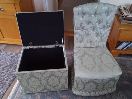 Photo of free Bedroom seat and linen basket set (Yeolmbridge PL15) #3