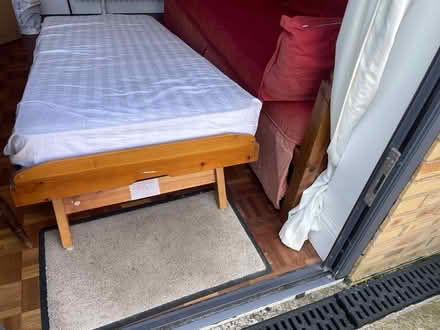 Photo of free Day bed with trundle (W4) #3