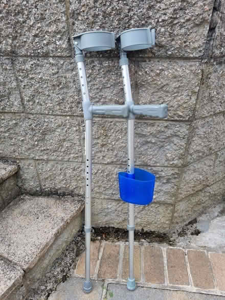 Photo of free Crutches with carry pocket (AB21) #1