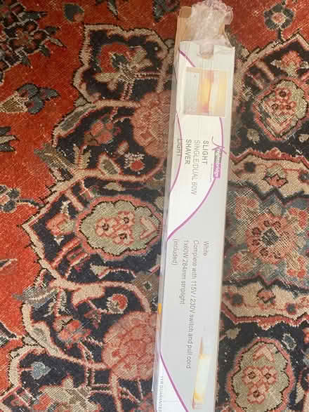 Photo of free Bathroom Shaver light (NW5) #1