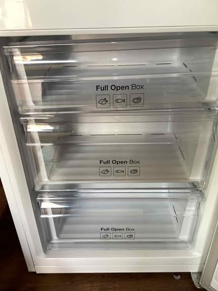 Photo of free White Samsung fridge freezer (Hillmorton CV21) #3