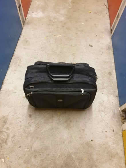 Photo of free Laptop/small suitcase with wheels (IG8) #2