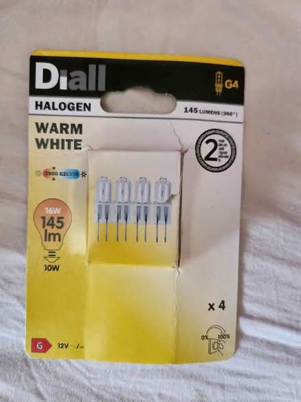 Photo of free Halogen light bulbs x3 (Lower Morden SM4) #1