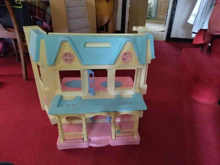 Photo of free Plastic Dolls' house (SL6 Cox Green) #1