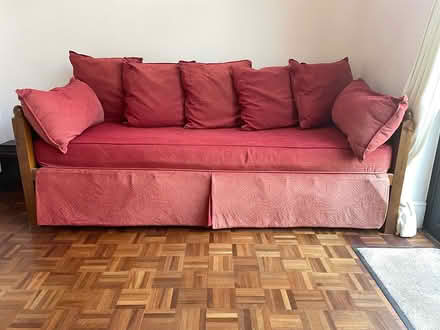 Photo of free Day bed with trundle (W4) #2
