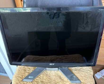 Photo of free 19” montitor (Portsmouth PO6) #1