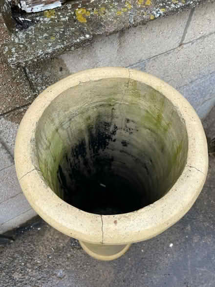 Photo of free Tall (thatch?) chimney pot (Thingley, SN13) #3