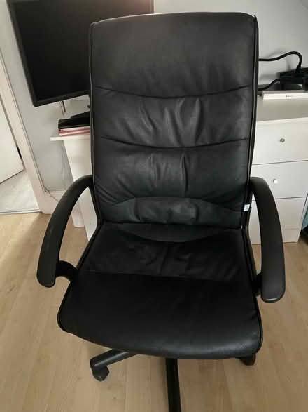 Photo of free Office chair (BR3) #3