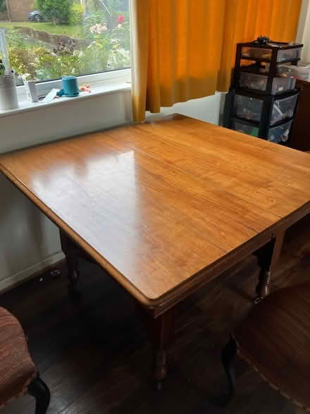 Photo of free Antique extendable table (Rusthall TN4) #1