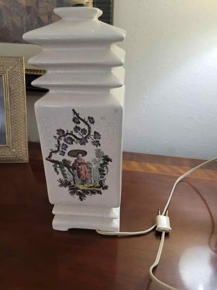 Photo of free Pagoda style lamp (McKnight Rd and Manchester Rd) #2