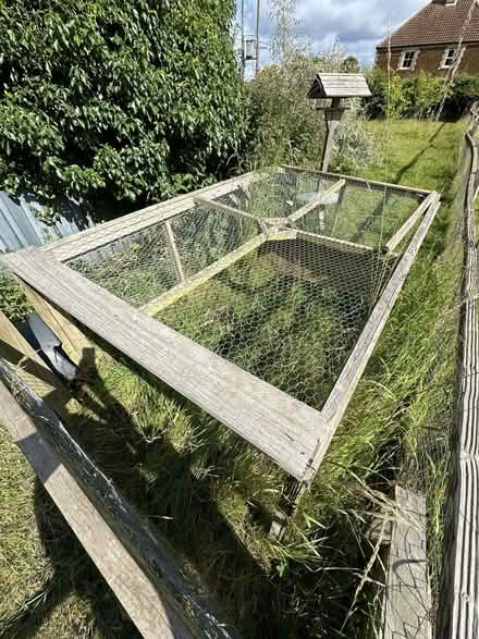 Photo of free Pet/Bird Cage - Catio - 10ft x 6ft x 4ft ish (Dersingham PE31) #4