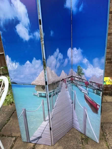 Photo of free Room divider - beach themed (Luton Airport LU2) #3