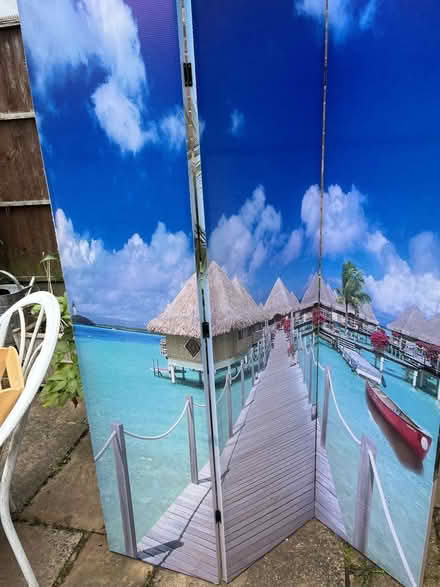 Photo of free Room divider - beach themed (Luton Airport LU2) #1