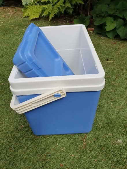 Photo of free Coolbox (Southwick BN42) #2