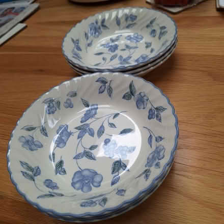 Photo of free 6 bowls (New Southgate N11) #2