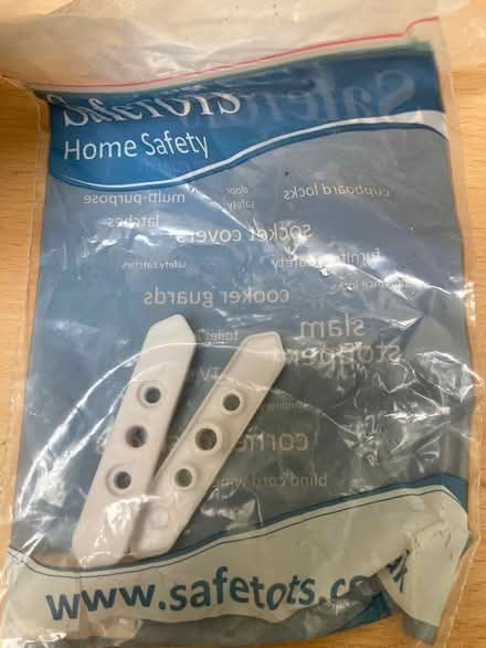 Photo of free SafeTots fixing bracket (Chichester central PO19) #1