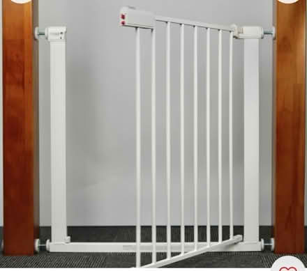 Photo of baby gates (S63 Bolton-upon-Dearne) #1