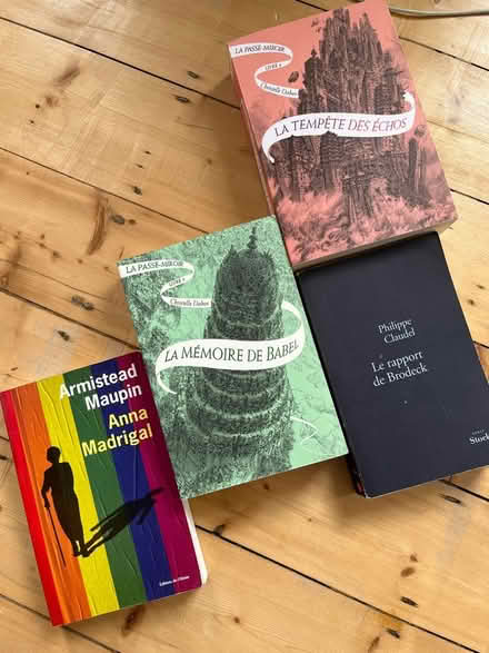 Photo of free Books (E5) #1