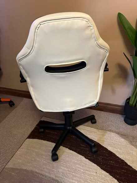 Photo of free Gaming/Office/Computer Chair (Shenley Brook End MK5) #2