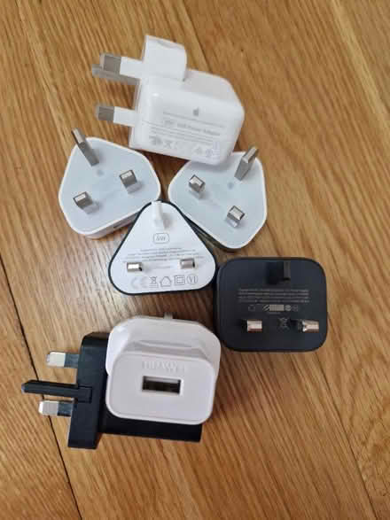 Photo of free A variety of USB chargers (Bishop's Tachbrook CV33) #1