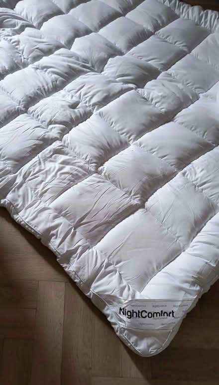 Photo of free Mattress Topper (Liss GU33) #2
