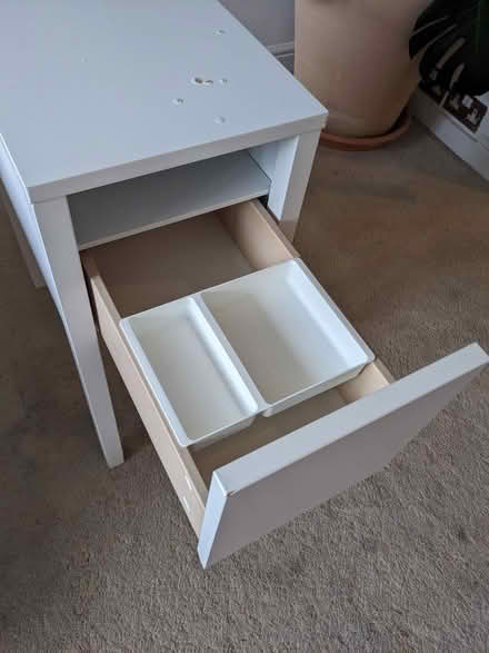 Photo of free Bedside tables (pair) (Caversham RG4) #1