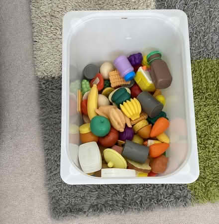 Photo of free A mixture of play kitchen bits (Hardwick East OX16) #3