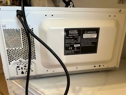 Photo of free Microwave (Fishbourne PO19) #3