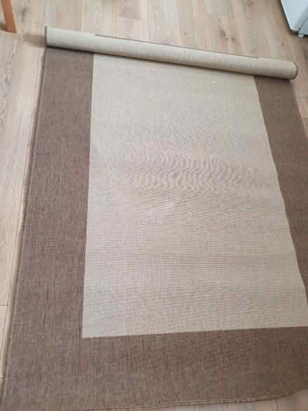 Photo of free Large rug (SW16 norbury) #2