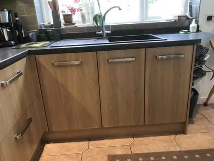 Photo of free Kitchen units (Borough Green TN15) #1