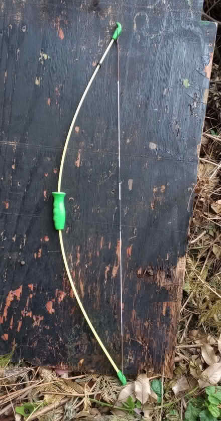Photo of free Child's fibreglass bow (BA3 3XU) (Wells Road) #1