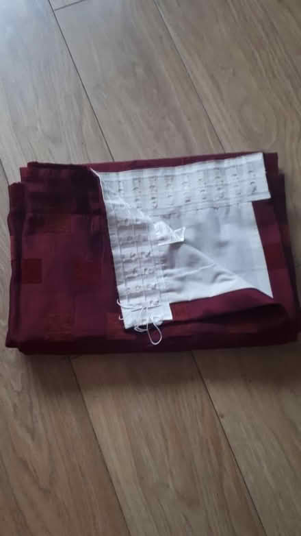 Photo of free Single curtain (Slough Britwell area SL2) #1