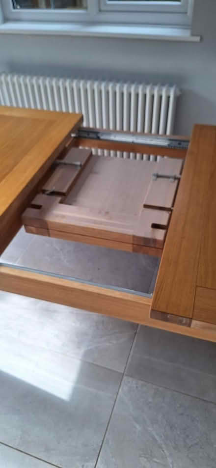 Photo of free Extendable dining Table (Molesey) #2