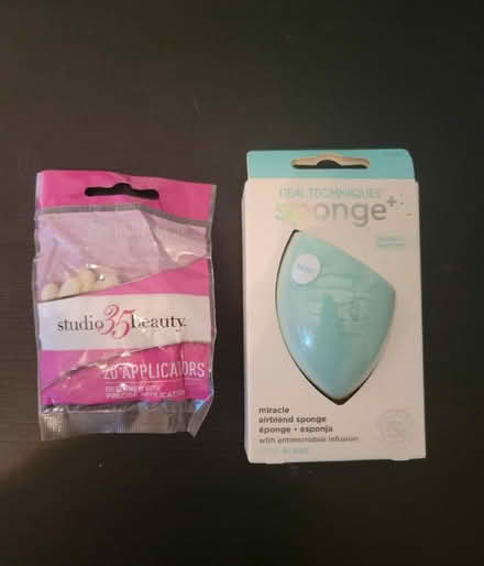 Photo of free Make up Sponge and eyeshadow (Dracut) #1