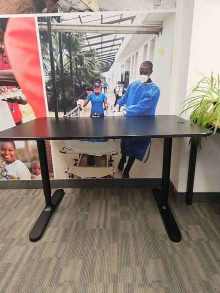 Photo of free Desks (Yonge & Bloor) #2