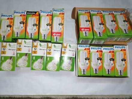 Photo of free 18 Compact Low Energy Light Bulbs (NOS - new Old Stock) (Hartwood Green PR6) #1