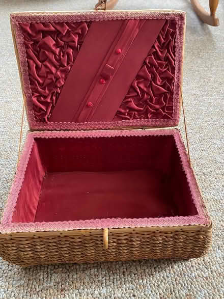 Photo of free Vintage sewing basket (Eureka) #2
