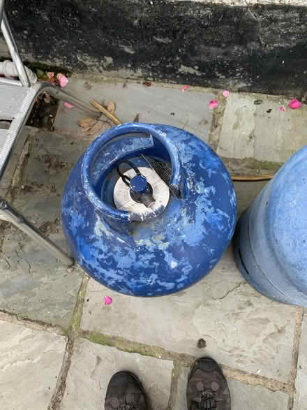 Photo of free 12kg Calor Butane Gas Bottle (Presteigne LD8) #2