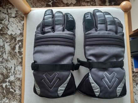 Photo of free Mens Motorcycle Gloves (Purbrook PO7) #2
