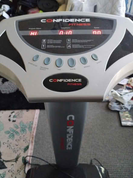 Photo of free Vibration exercise machine (SK4 Heaton chapel) #4