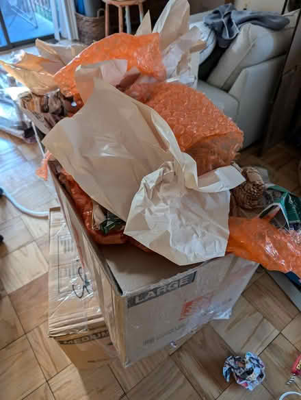 Photo of free moving supplies (14th Street) #2