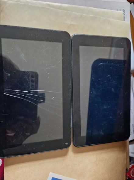 Photo of free 2 old Tablets Not Working (Arley CV7) #1