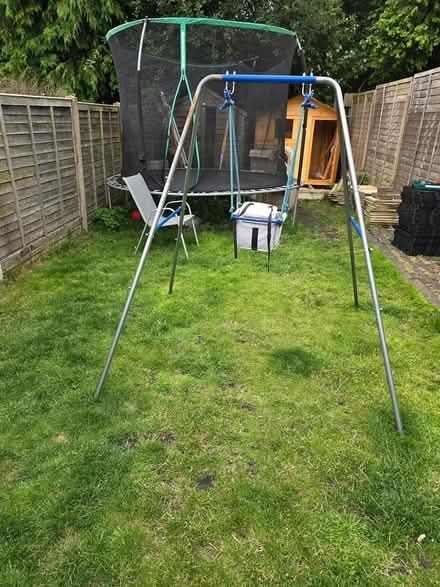 Photo of free Baby swing (Nuneaton CV10) #1
