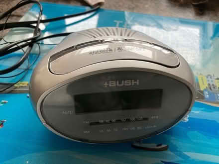 Photo of free Clock radio alarm (Sennen TR19) #1